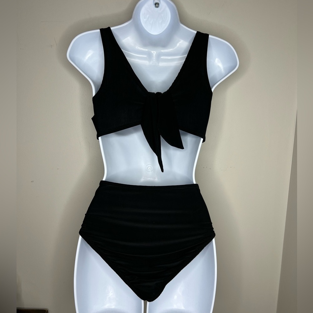 Charlotte Russe deep v neck halter bodysuit. Black. Small. Festival/night out! - Picture 3 of 4